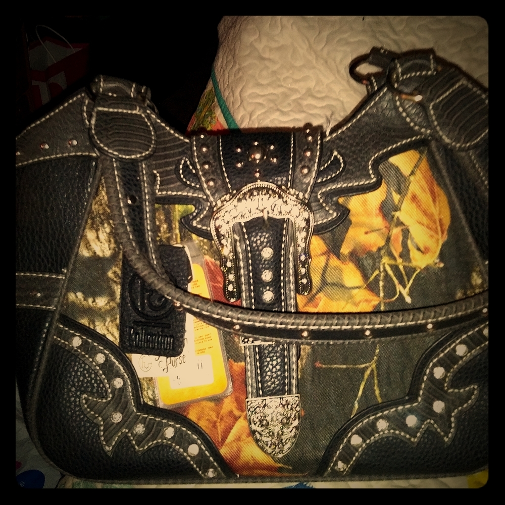 Genuine leather concealed handgun hobo purse